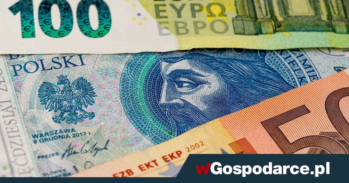 Na EUR/PLN bez zmian