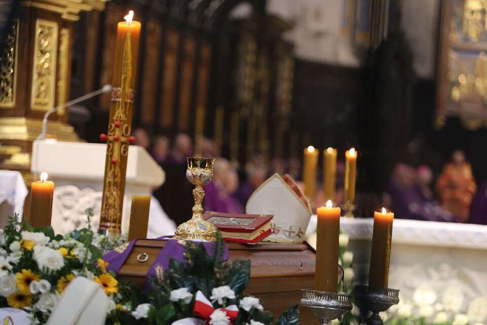Msza św. pogrzebowa śp. ks. abp. Józefa Michalika / autor: Episkopat News
