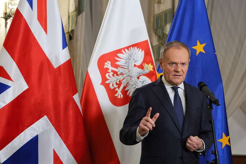 Premier Donald Tusk podczas konferencji prasowej w Londynie / autor: PAP/Paweł Supernak