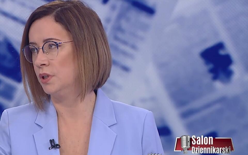 Redaktor Dorota Łosiewicz w "Salonie Dziennikarskim" / autor: screen TVP Info