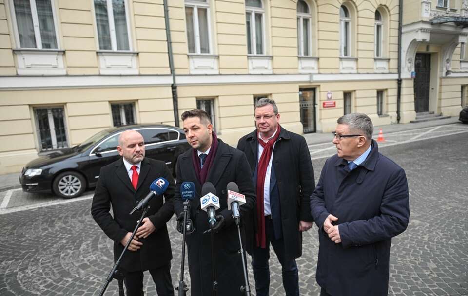 PiS przed MS: Trzy warunki i Ziobro będzie w Polsce
