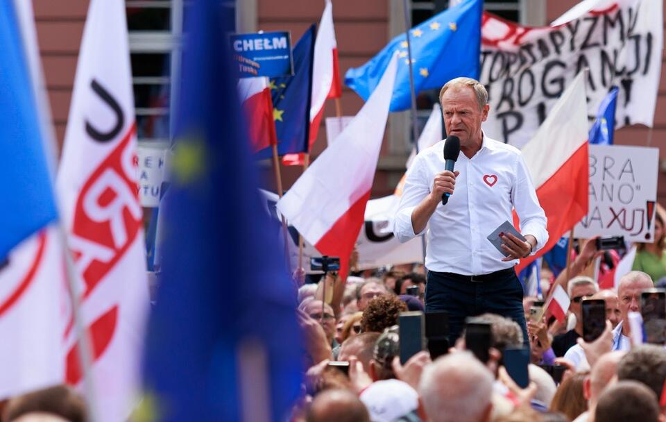 Wulgaryzmy i absurdalne oskarżenia na wiecu PO we Wrocławiu