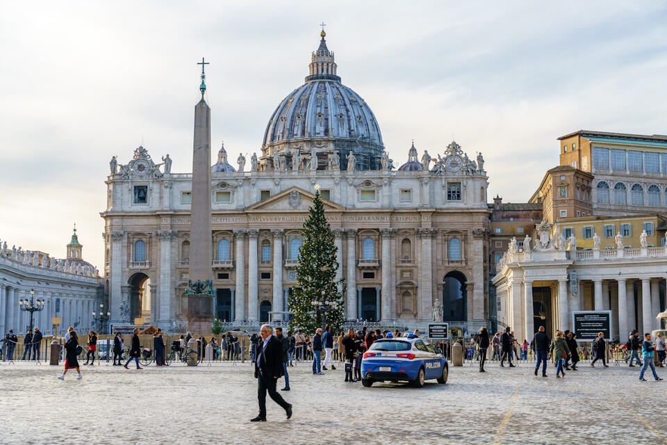 Bazylika i plac św. Piotra w Watykanie / autor: Fratria
