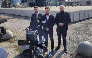 autor: X Krzysztof Rzońca