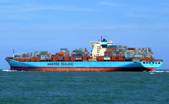 Kontenerowiec linii Maersk, jednego z globalnych liderów morskich przewozów towarowych / autor: Pixabay
