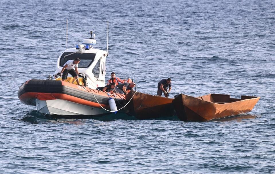 Kryzys na Lampedusie / autor: PAP/EPA/CIRO FUSCO