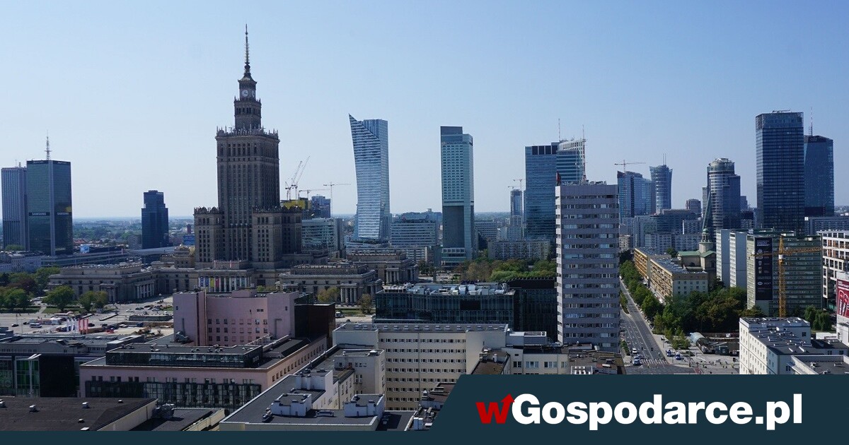 Władze stolicy chcą eksponować „prezent Stalina”