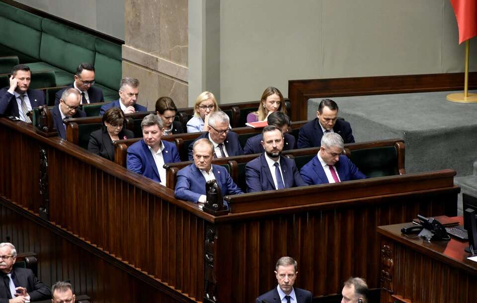 rząd / autor: Fratria