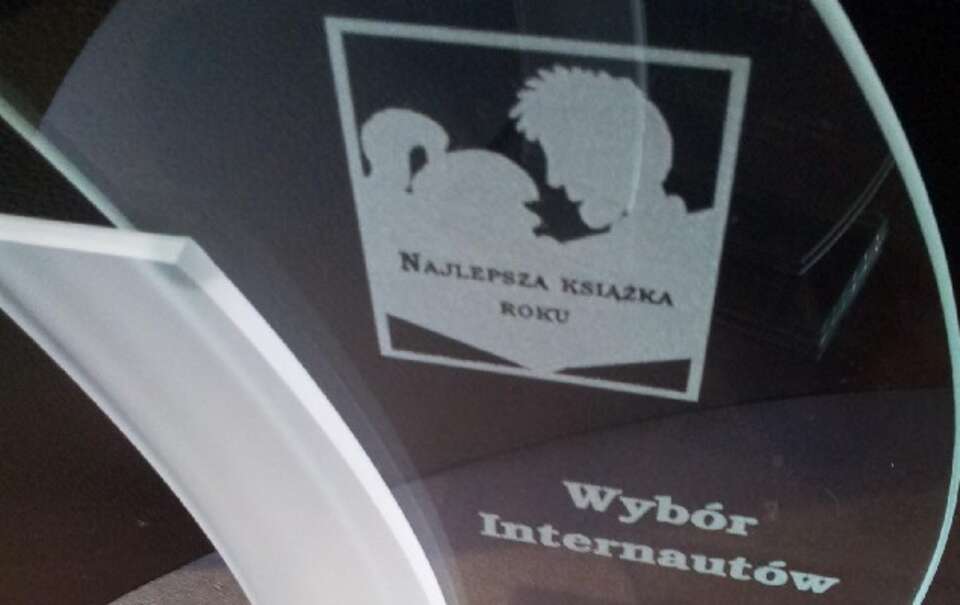statuetka "Książki Roku" fot. Granice.pl wortal literacki