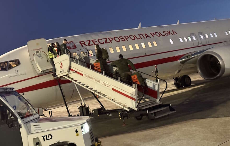 Dziś rano z Polski wystartowały dwa kolejne samoloty Sił Zbrojnych RP na Bliski Wschód. / autor: x.com/DowOperSZ
