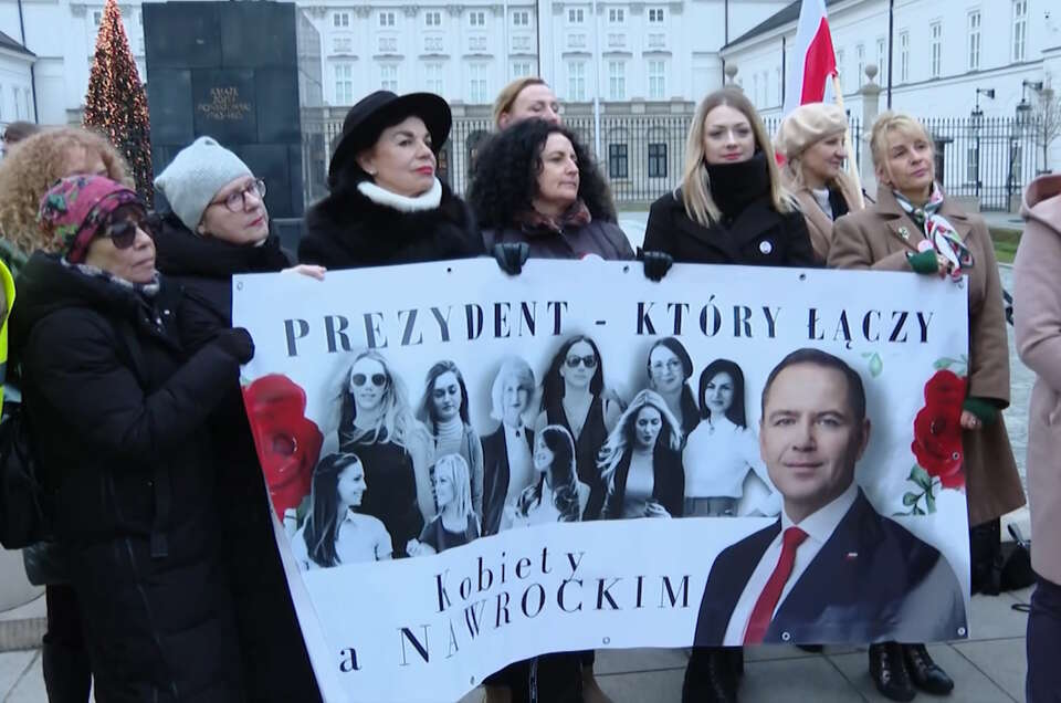 Wiec poparcia! Kobiety murem za prezydentem Nawrockim