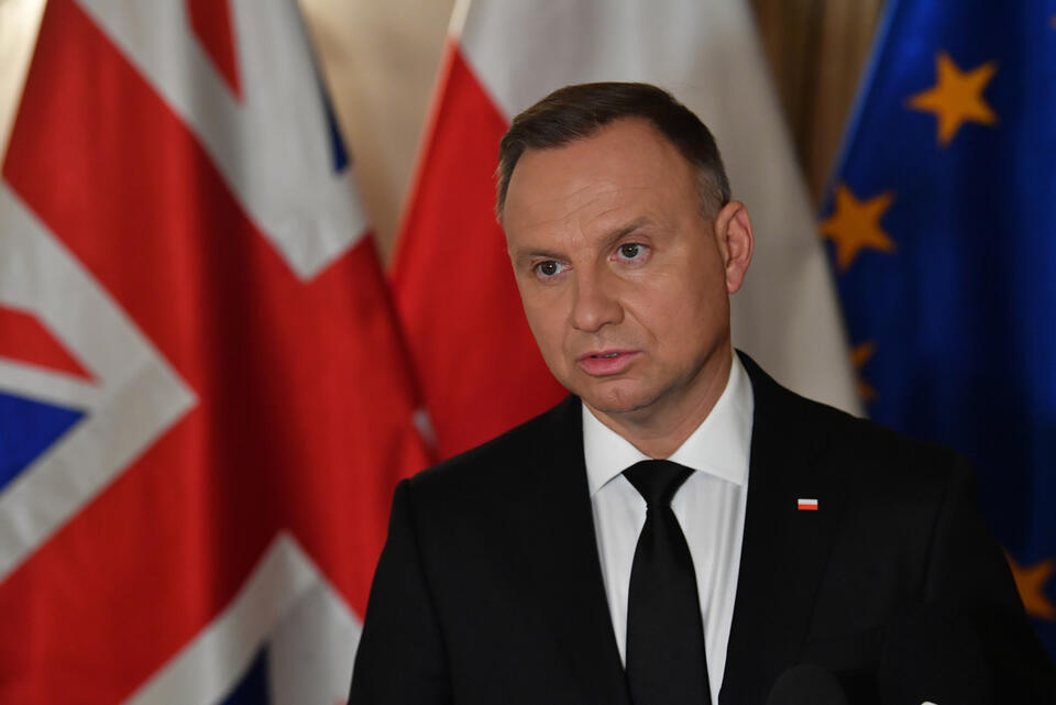 Prezydent RP Andrzej Duda na briefingu prasowym w Londynie. / autor: PAP/Radek Pietruszka