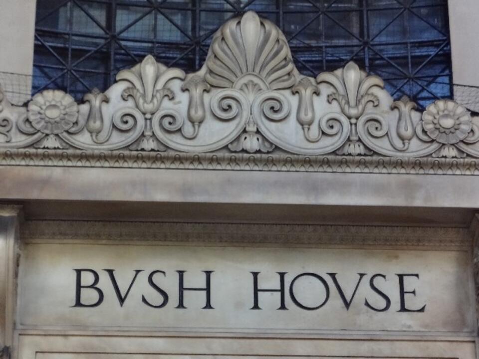 Bush House w Londynie, dawniej siedziba Serwisu Światowego BBC, w tym także Sekcji Polskiej