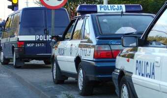 Wielki sukces w walce z hazardem: Policja zatrzymała grupę osób grającą w karty!