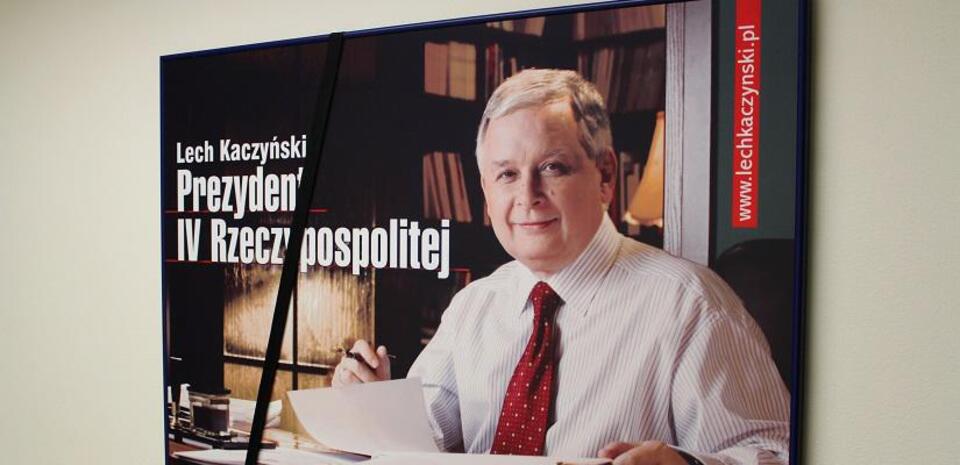 Plakat wyborczy śp. prezydenta Lecha Kaczyńskiego / autor: Fratria