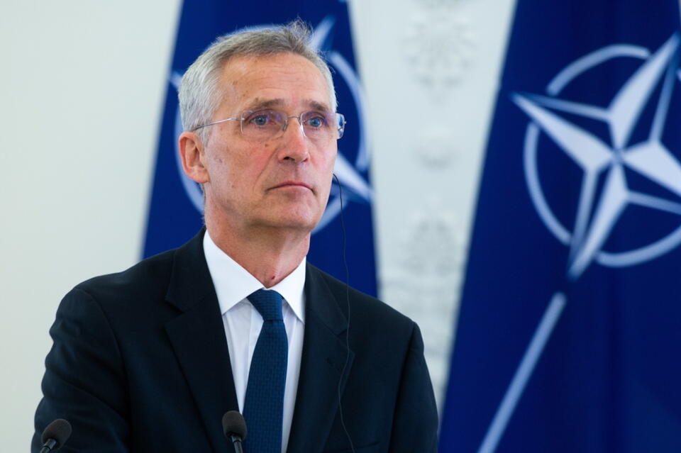 Sekretarz generalny NATO Jens Stoltenberg podczas wspólnej konferencji prasowej z prezydentem Litwy Gitanasem Nausedą / autor: PAP/Valdemar Doveiko