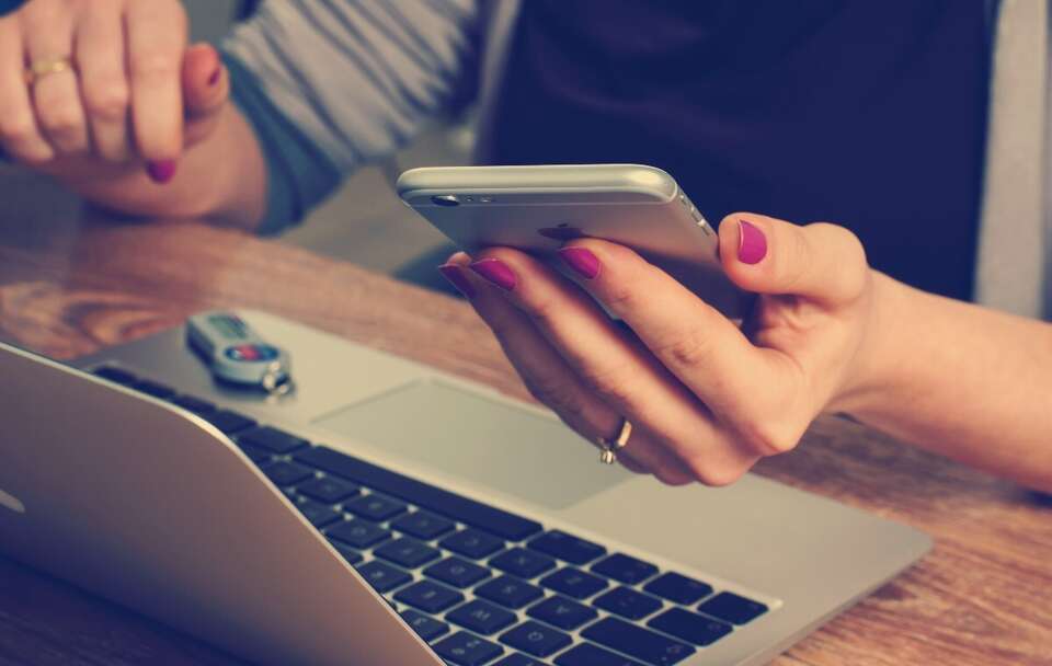 Prawo do bycia offline po pracy! Przełom w przepisach