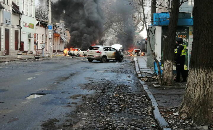 Po rosyjskim ataku na Chersoń. 24 grudnia / autor: PAP/EPA