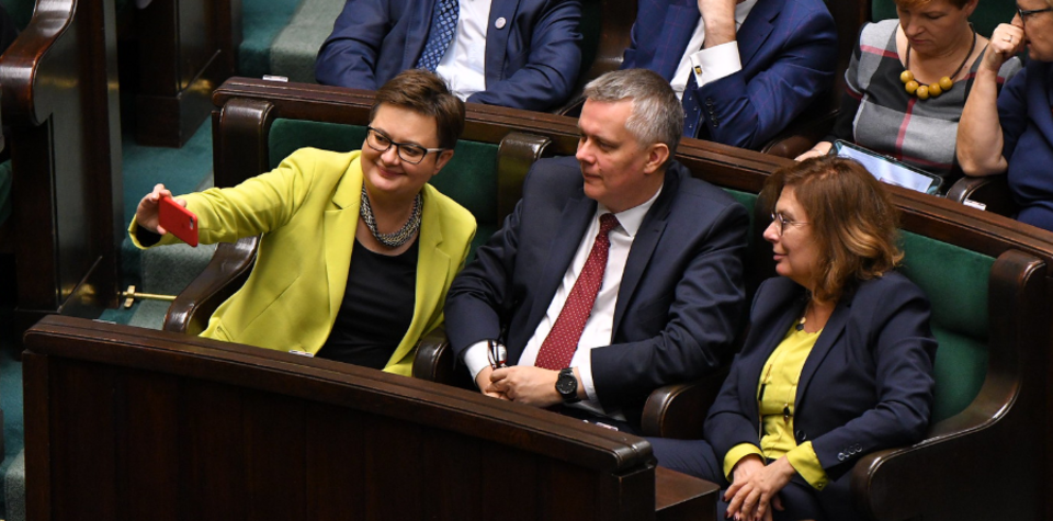 Katarzyna Lubnauer robi "selfie" politykom KO / autor: Flickr: Sejm RP