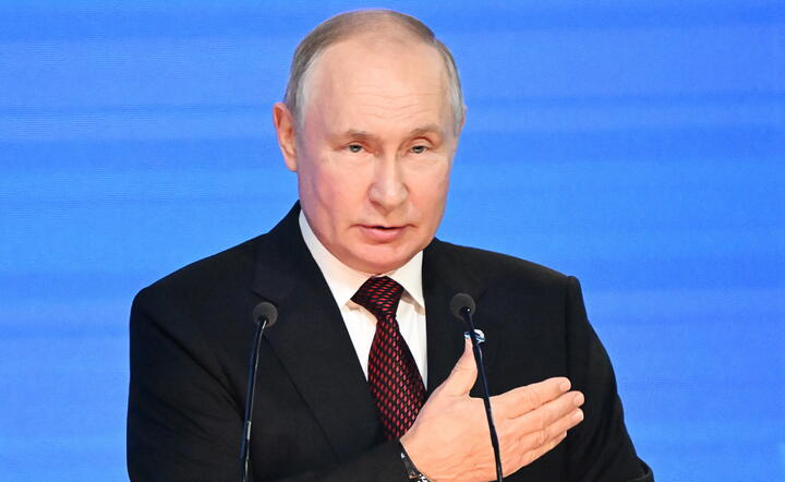 Broń Nuklearna: Putin ma plan, świat go potępia