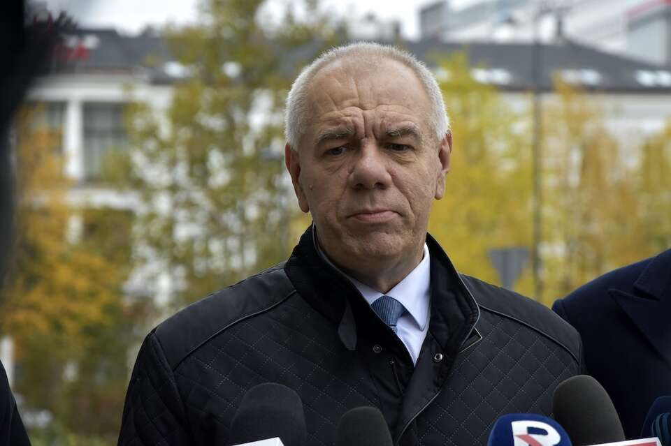 Trzy Wigilie w PiS? Sasin odpowiada na rewelacje Onetu