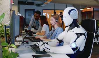 AI może zabrać pracę, ale może też dać... lepszą