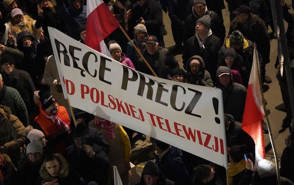 Protesty po siłowym przejęciu mediów publicznych, grudzień 2023 / autor: Fratria