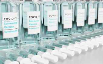 EMA rekomenduje IV dawkę szczepionki przeciwko COVID-19 dla starszych