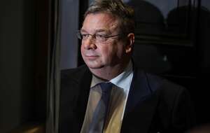 Poseł PiS Michał Wójcik podczas konwencji Prawa i Sprawiedliwości w Krakowie, gdzie ogłoszono prof. Przemysława Czarnka kandydatem PiS na premiera / autor: PAP/Łukasz Gągulski