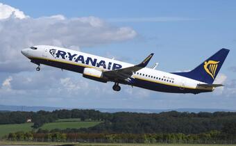 Ryanair chce wrócić 1 lipca. Pasażerowie w maskach