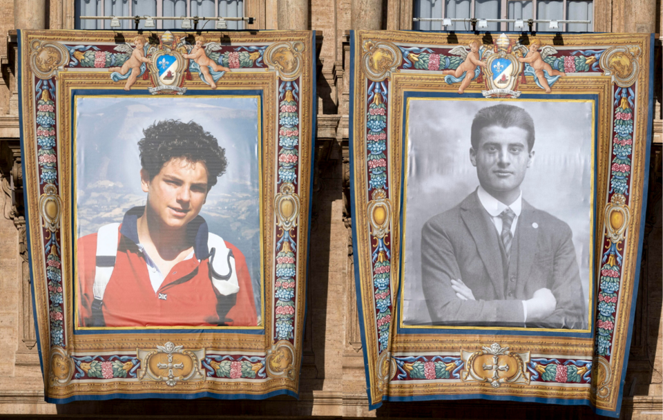 Carlo Acutis i Pier Giorgio Frassati / autor: PAP/EPA/MASSIMO PERCOSSI