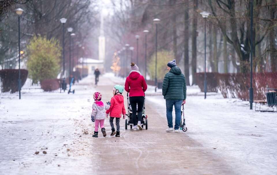 KEP: Rodzina pozostaje źródłem siły społecznej / autor: Fratria