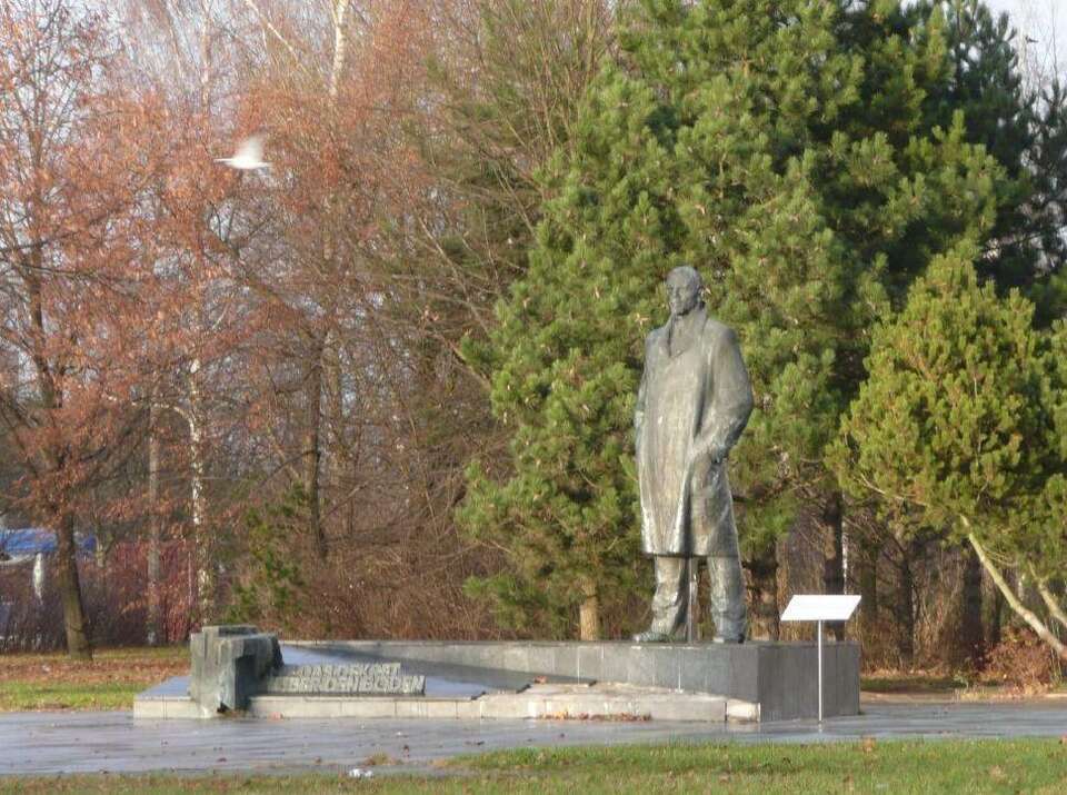 Kłótnia Niemców o Lenina. Pomnik z brązu chcą zachować Zieloni