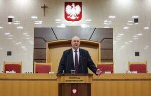 Prezes Trybunału Konstytucyjnego Bogdan Święczkowski na briefingu prasowym / autor: PAP/Paweł Supernak