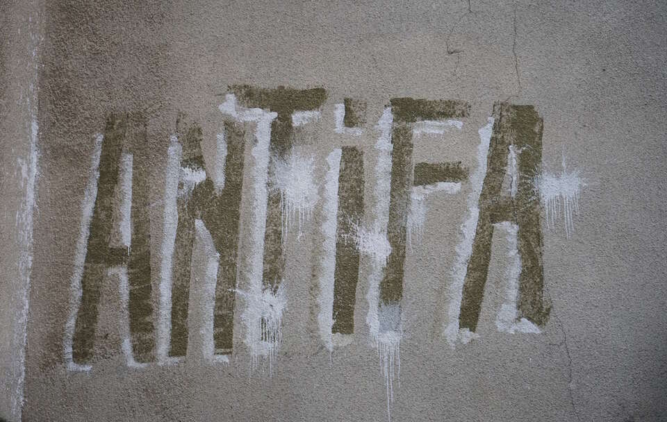 Antifa / autor: Fratria