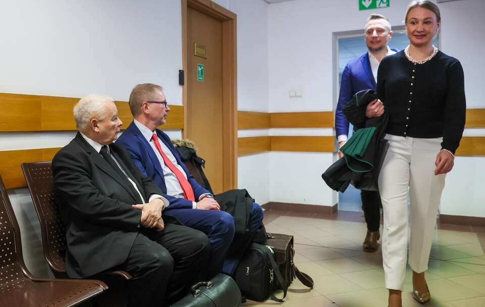 Prezes PiS kontra Brejza. J. Kaczyński stawił się w sądzie