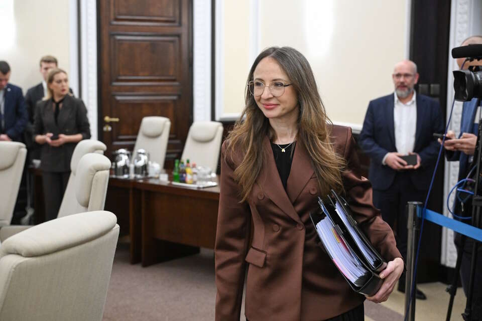 Dziemianowicz-Bąk zagoniona w kozi róg. Hipokryzja czy nieznajomość własnego prawa? Odpowiedziała z rozbrajającą szczerością: "Nie wiem". Na zdjęciu Agnieszka Dziemianowicz-Bąk / autor: PAP/Radek Pietruszka