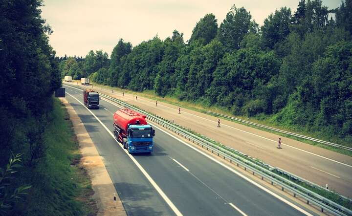 Komisja Europejska i Ukraina podpisały w czwartek nowe porozumienie ws. transportu drogowego / autor: Pixabay