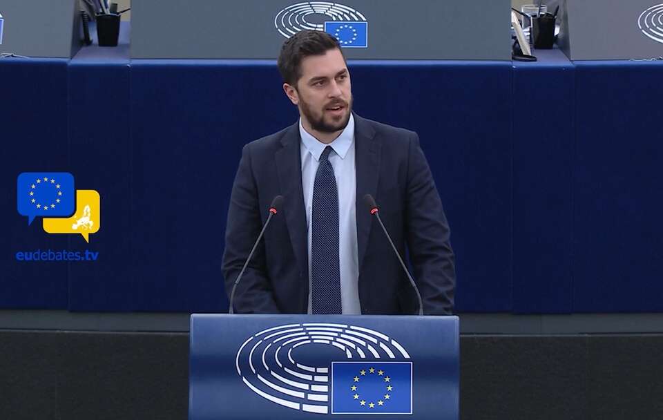 Grecki europoseł o PW: Był to akt poświęcenia całego narodu