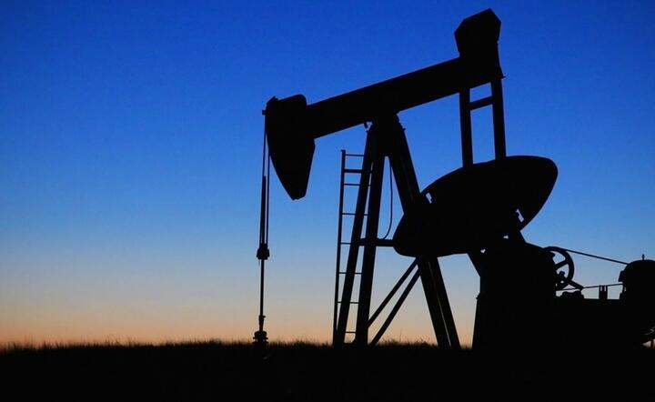 Wydobycie ropy naftowej / autor: Pixabay.com