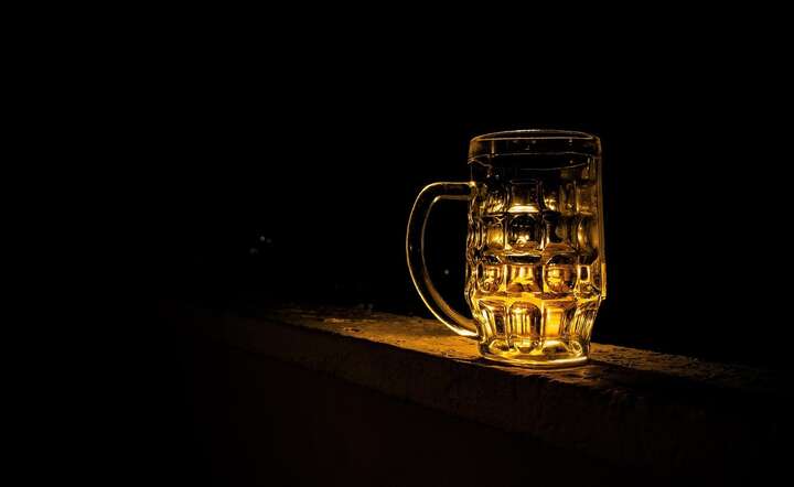 Sprzedaż piwa alkoholowego spadła o 11,9 proc. w I poł. 2026 r. / autor: Pixabay
