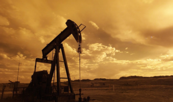 Potentaci naftowi zarabiają w kryzysie mimo sankcji
