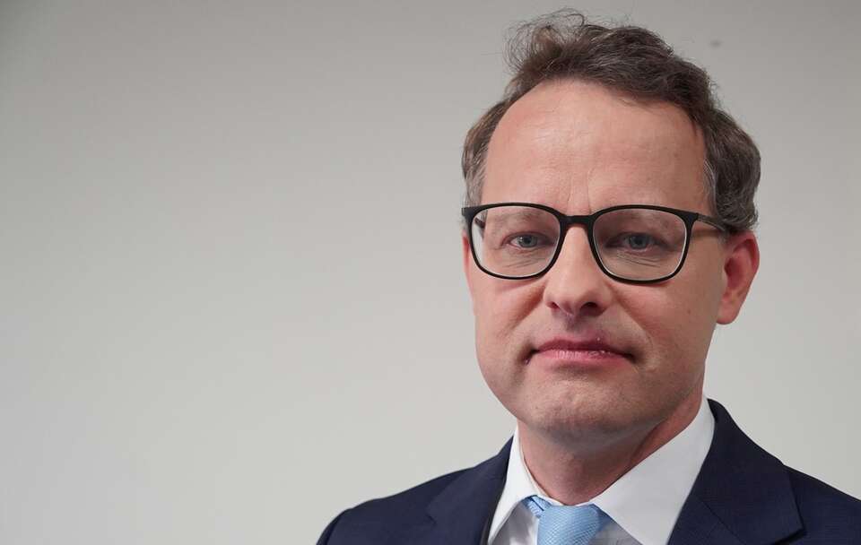 Marcin Romanowski zabrał głos na temat decyzji o wydaniu ENA / autor: Fratria