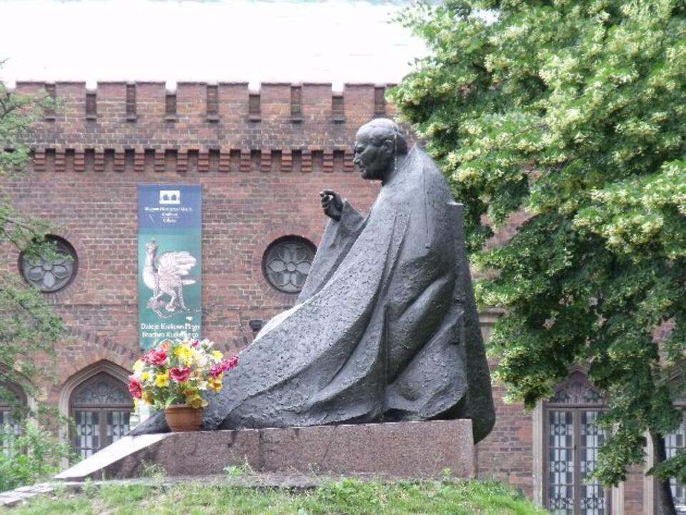 Pomnik Jana Pawa II w Krakowie