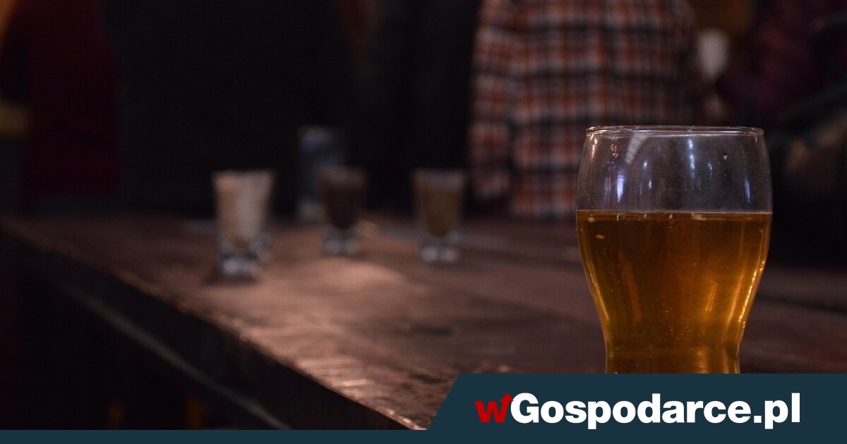 Polacy odwracają się od piwa! „Pogoda obniża sprzedaż”
