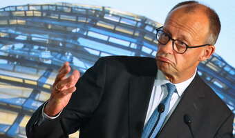 Kanclerz Merz tonie w w sondażach. AfD na czele