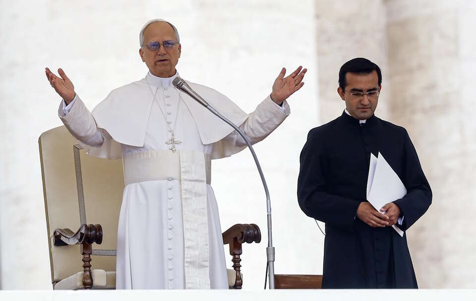 Papież Leon XIV / autor: PAP/EPA/ANGELO CARCONI