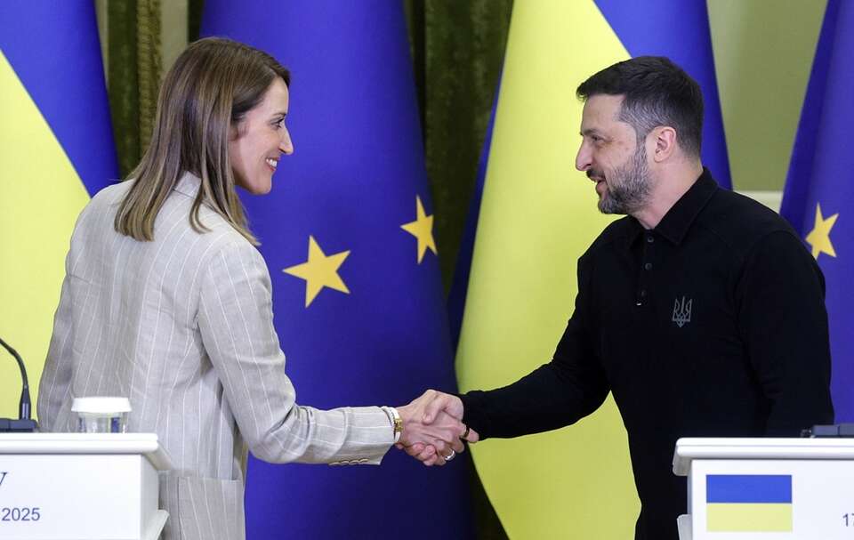 Metsola i Zełenski / autor: EPA/SERGEY DOLZHENKO Dostawca: PAP/EPA.