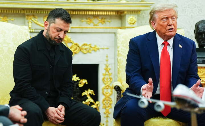 Prezydent USA Donald Trump (P) i prezydent Ukrainy Wołodymir Zełenski (L) w Białym Domu / autor: PAP/ EPA/AARON SCHWARTZ