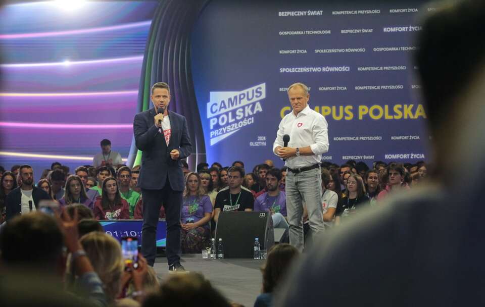 Rafał Trzaskowski i Donald Tusk na Campusie Polska Przyszłości / autor: PAP/Tomasz Waszczuk